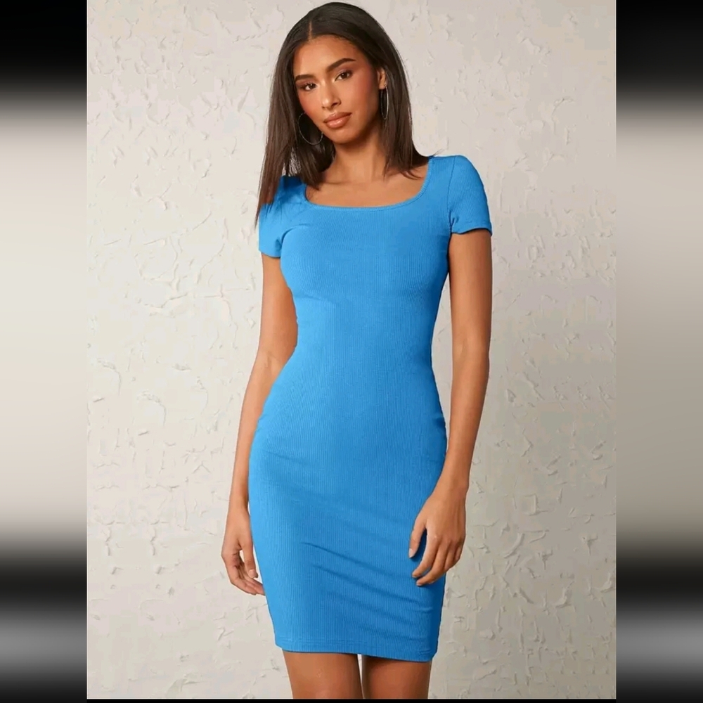 FREE W/ $7 PURCHASE SHEIN Blue Bodycon Mini Dress Scoop Neck Short Sleeve